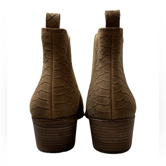 Crown Vintage Women's Leather Giancita Slip On Ankle Boots Size 9.5 Tan EUC! - Picture 3 of 9